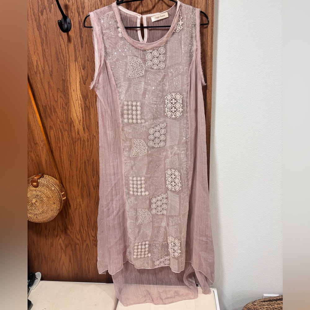 Simply Couture Mauve Embroidered Midi Dress
